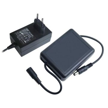 12V 2A Mini UPS wiederaufladbarer Akku Li-Ion 2200mAh für CCTV-Kameras 12V 2A Mini UPS wiederaufladbarer Akku Li-Ion 2200mAh für CCTV-Kameras