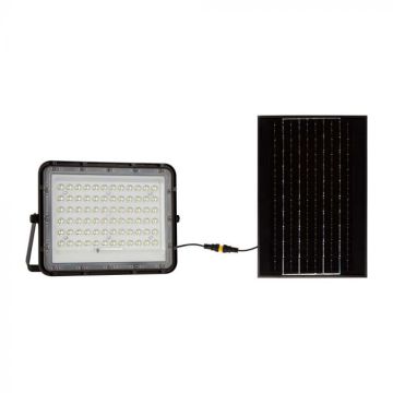 V-TAC VT-120W Schwarzer LED-Strahler mit 15 W Solarpanel und ferngesteuertem LED-Flutlicht mit austauschbarer Batterie 4000 K, 3 m Kabel – 7826