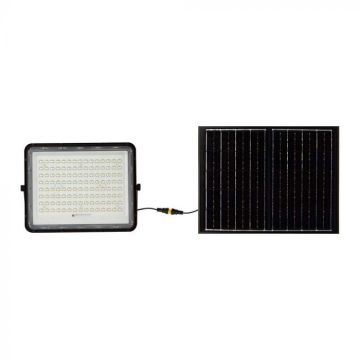 V-TAC VT-180W Schwarzer LED-Strahler mit 20 W Solarpanel und ferngesteuertem LED-Flutlicht mit austauschbarer Batterie 6400 K, 3 m Kabel – 7827