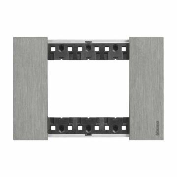 Abdeckrahmen Bticino Living Now 3 Module, farbe stahl KA4803ZG Abdeckrahmen Bticino Living Now 3 Module, farbe stahl KA4803ZG